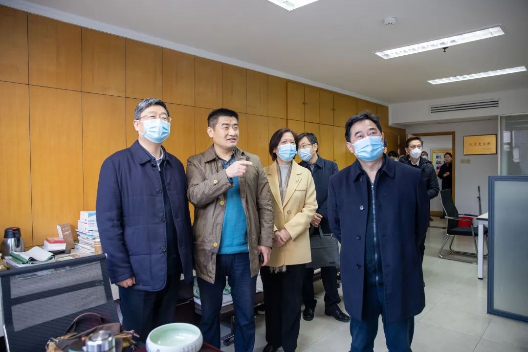 副省長(zhǎng)孫勇到省文聯(lián)走訪調(diào)研