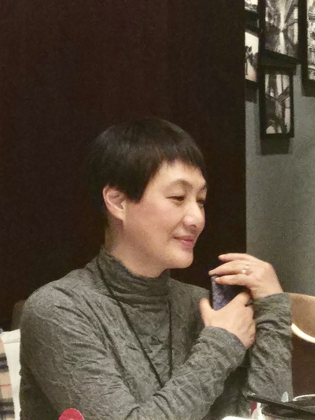 新作速遞|作家楊?yuàn)檴欀衅≌f(shuō)《寶藍(lán)色萬(wàn)年歷鋼筆》刊發(fā)《長(zhǎng)江文藝》